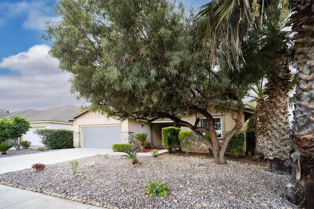 $3,700 | 36071 Horseshoe Court, Wildomar, CA 92595