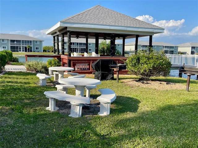 $180,000 | 3310 Loveland Boulevard, Unit 606, Punta Gorda, FL 33980