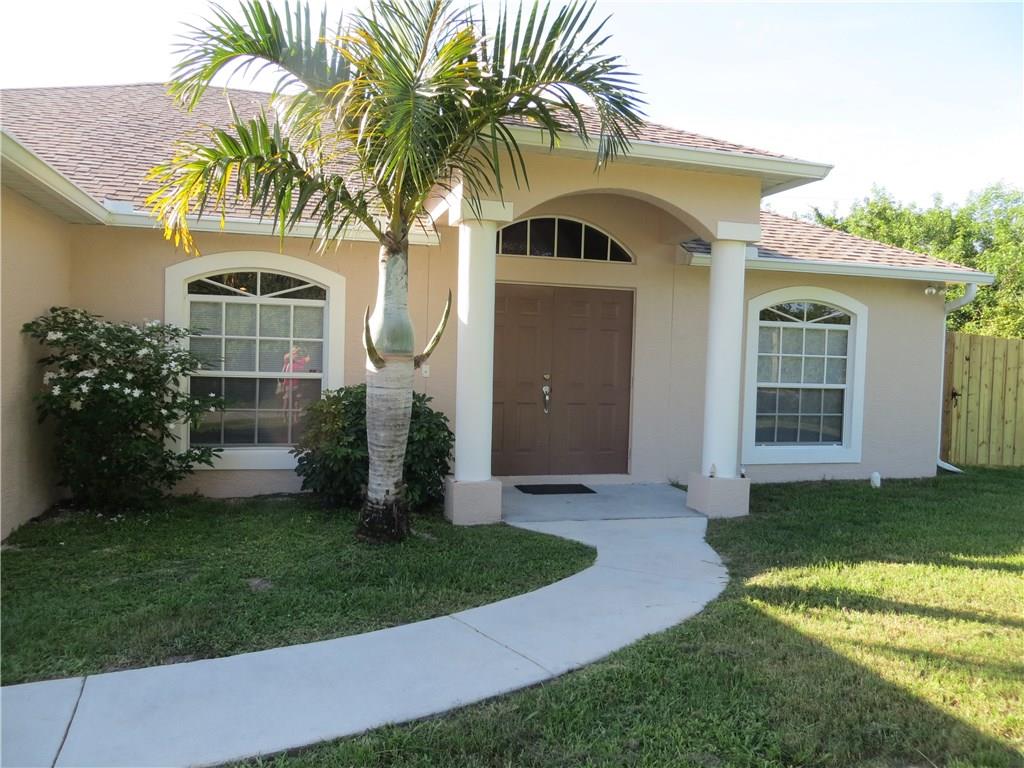 387 Southwest Ridgecrest Drive Port St. Lucie, FL 34953 - Photo 2 of 34 Gallery Image 2