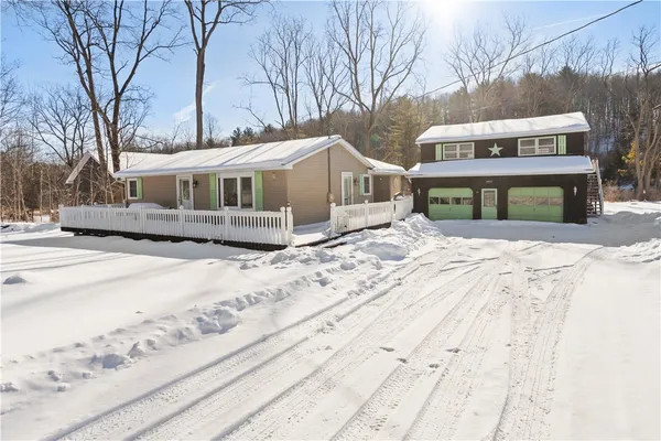 $189,900 | 8823 Eelpot Road, Naples, NY 14512