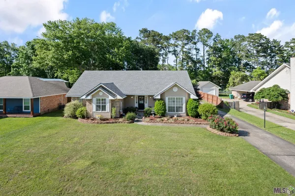 $2,400 | 1509 Weeping Willow Drive, Denham Springs, LA 70726