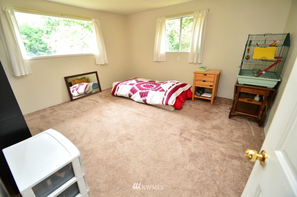 25665 Lake Fenwick Road Kent, WA 98032 - Photo 8 of 23 Gallery Image 8
