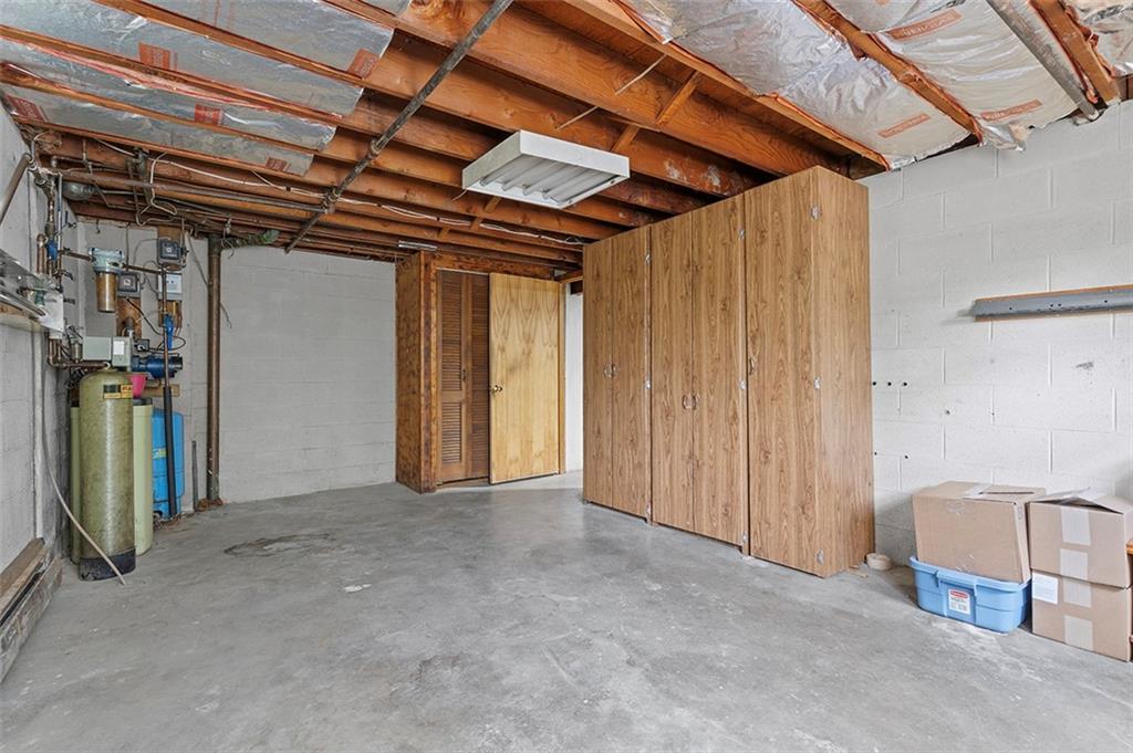 136 Whippoorwill Road Burgettstown, PA 15021 - Photo 31 of 35 Gallery Image 31