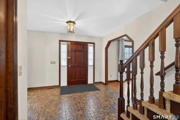 $679,900 | 1 Dunsinane Road, Brookfield, CT 06804