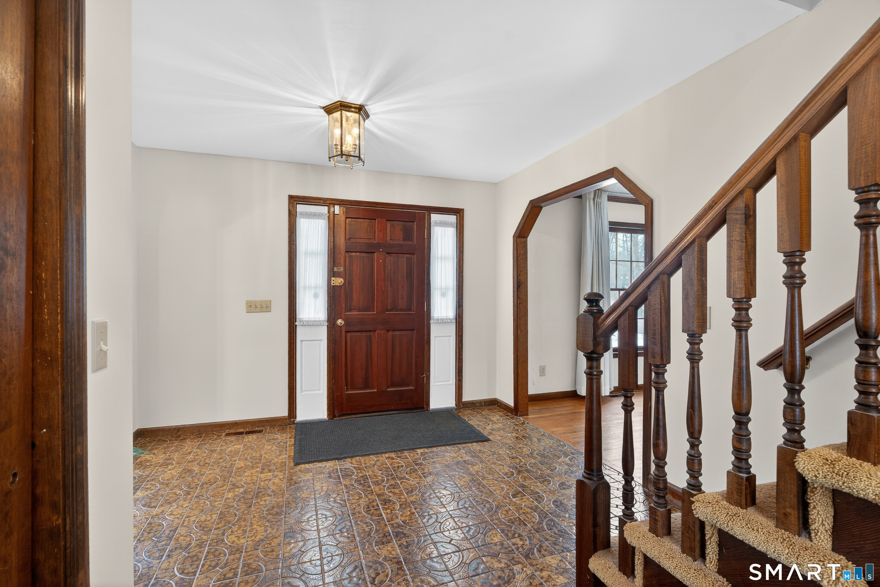 1 Dunsinane Road Brookfield, CT 06804 - Photo 3 of 39