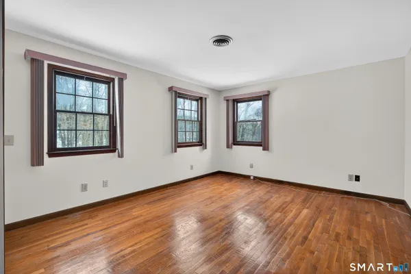 $679,900 | 1 Dunsinane Road, Brookfield, CT 06804