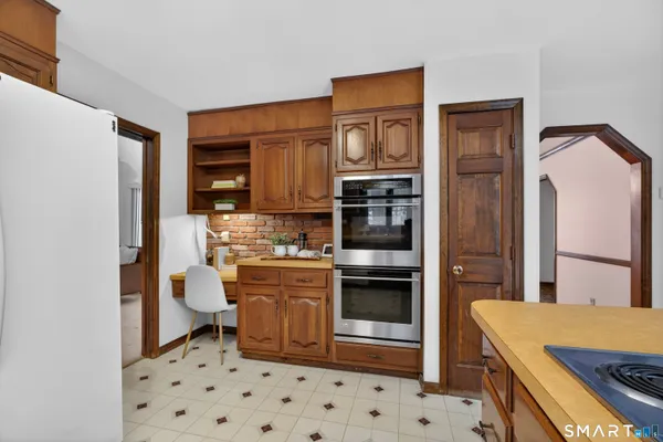 $679,900 | 1 Dunsinane Road, Brookfield, CT 06804