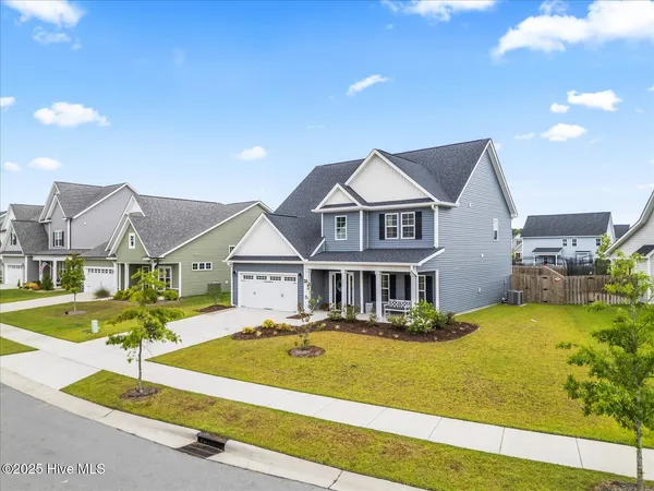 $499,000 | 207 East Yellow Lois Drive, Hampstead, NC 28443