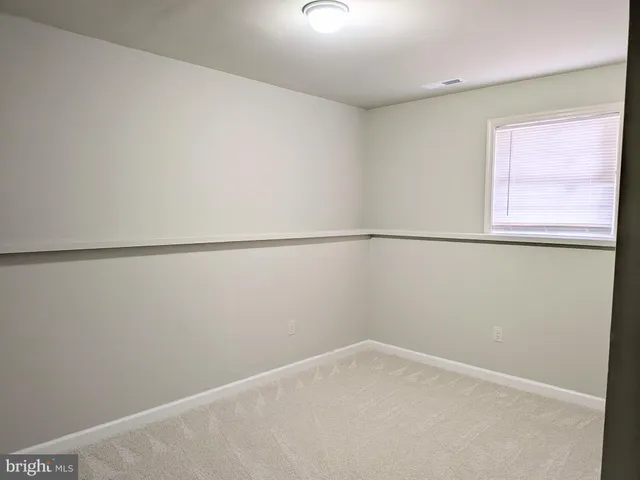 $2,700 | 7580 Thurston Lane, Manassas, VA 20111