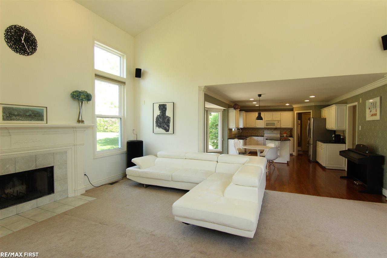 898 Rambling Drive Rochester Hills, MI 48307 - Photo 23 of 45