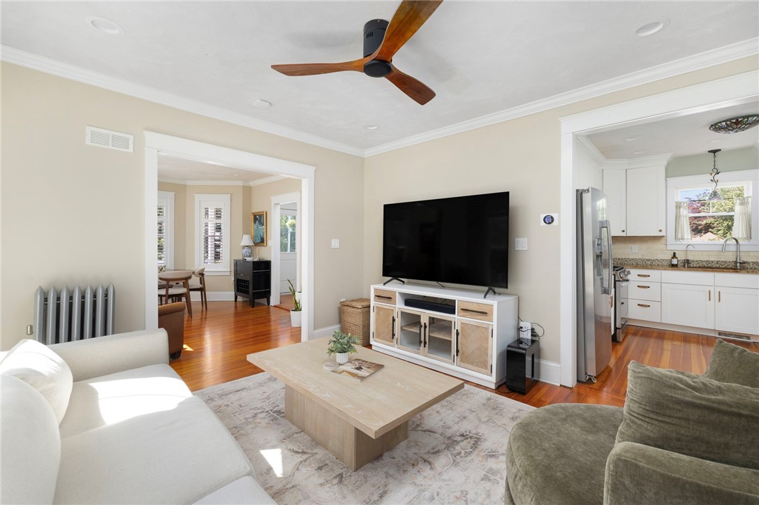 2038 Broad Street Cranston, RI 02905 - Photo 9 of 26