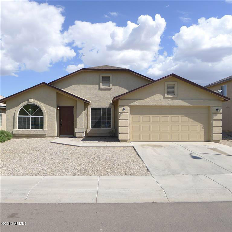2828 West Pecan Road Phoenix, AZ 85041 - Photo 1 of 9 Front View (Medium)
