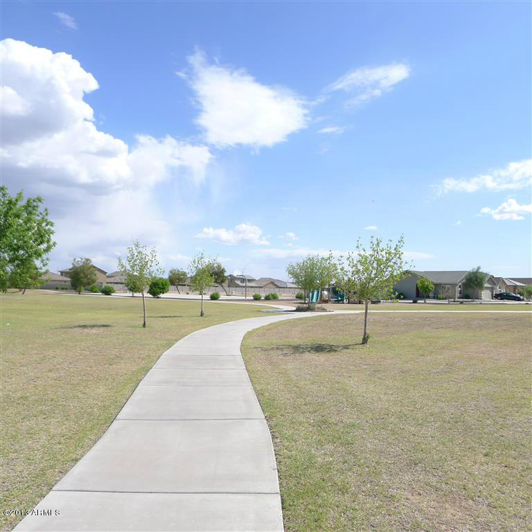 2828 West Pecan Road Phoenix, AZ 85041 - Photo 9 of 9 Common Area (Medium)