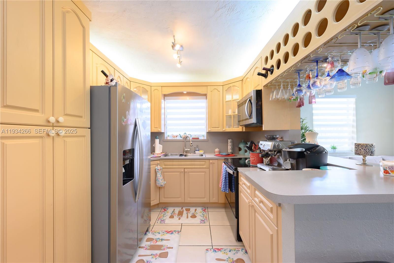 30 Southwest 57th Court Miami, FL 33144 - Photo 11 of 45