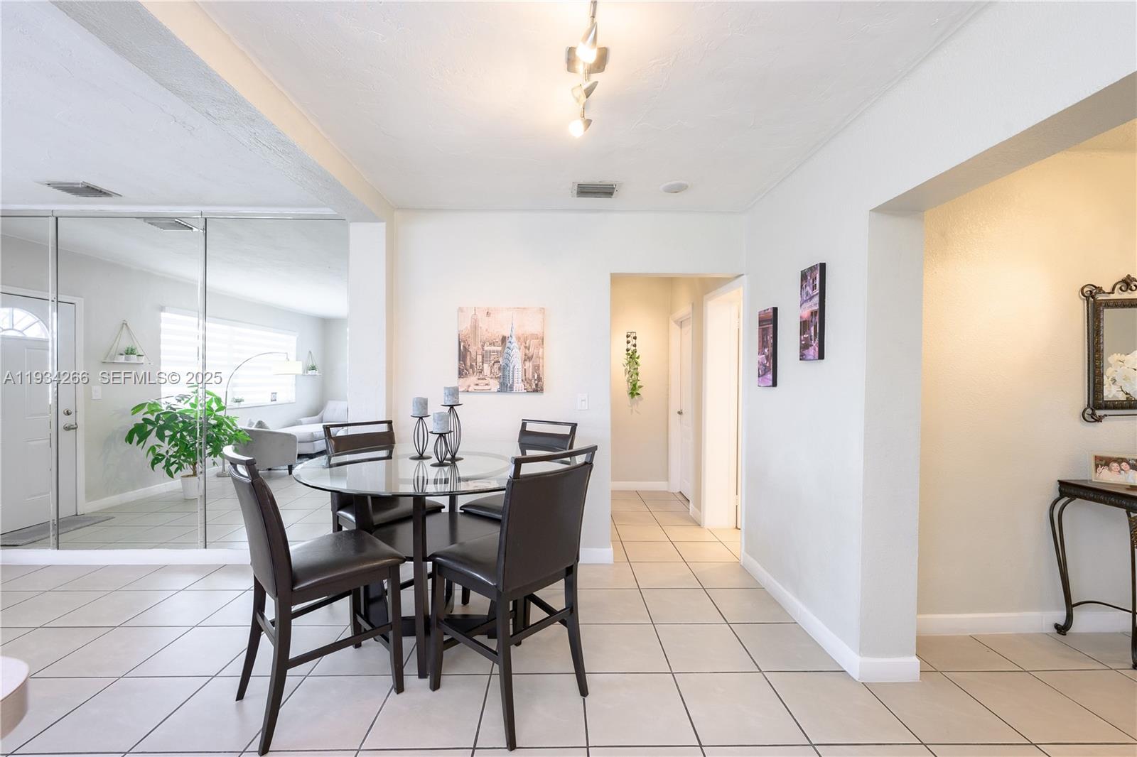 30 Southwest 57th Court Miami, FL 33144 - Photo 16 of 45