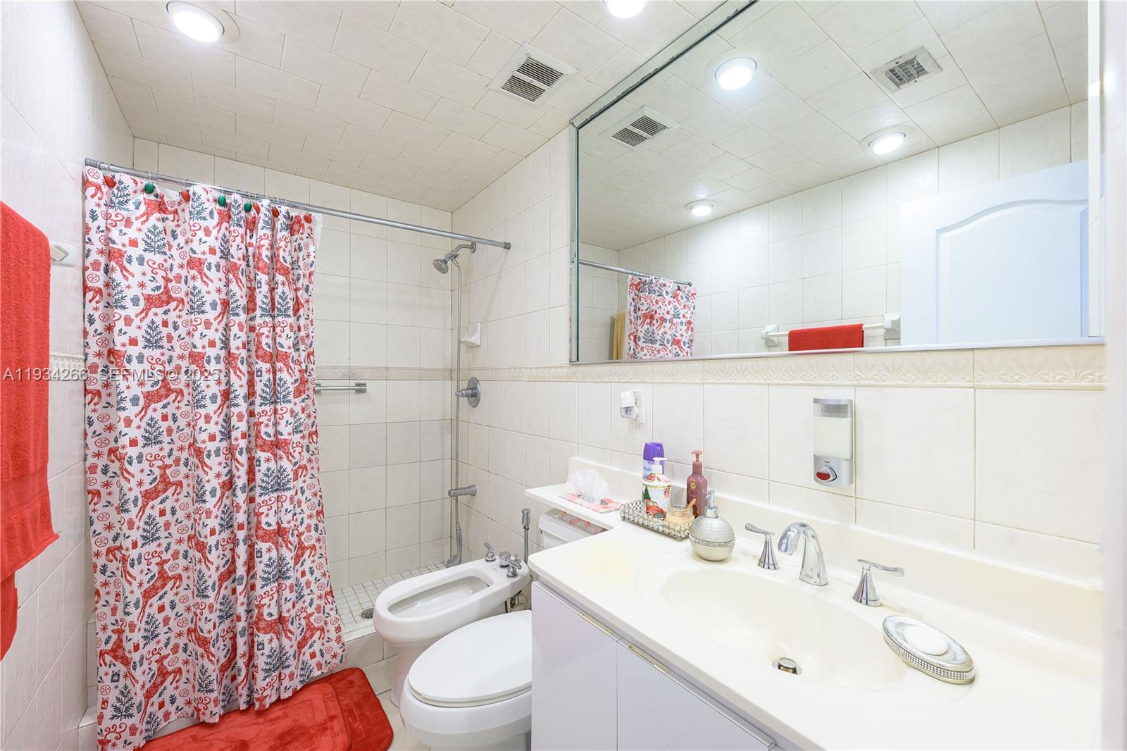 30 Southwest 57th Court Miami, FL 33144 - Photo 22 of 45