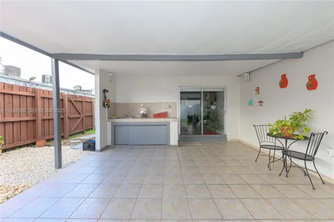 $800,000 | 30 Southwest 57th Court, Miami, FL 33144