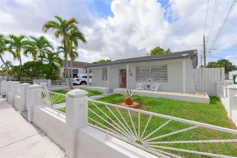 $800,000 | 30 Southwest 57th Court, Miami, FL 33144
