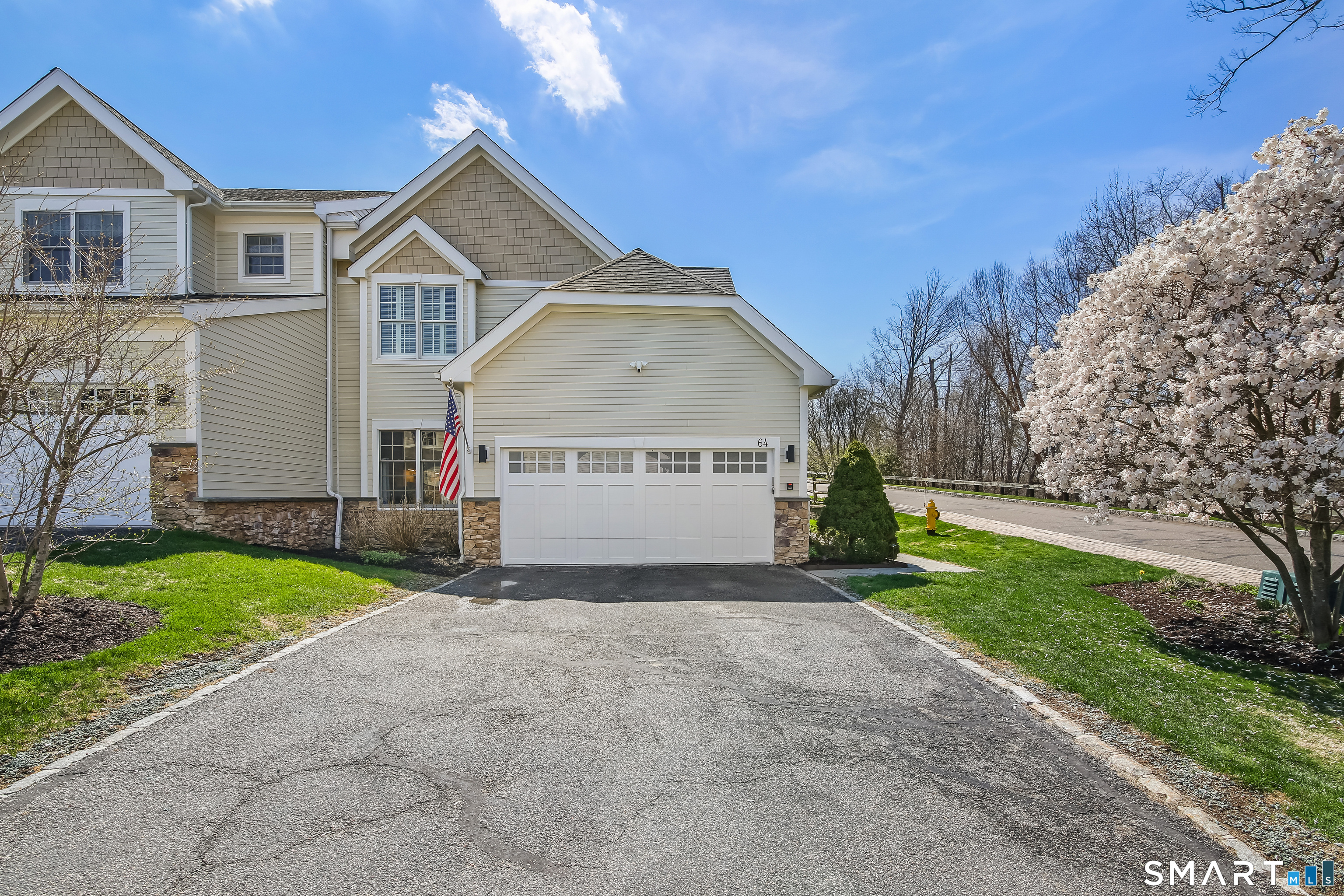 638 Danbury Road, Unit 64 Ridgefield, CT 06877 - Photo 27 of 31