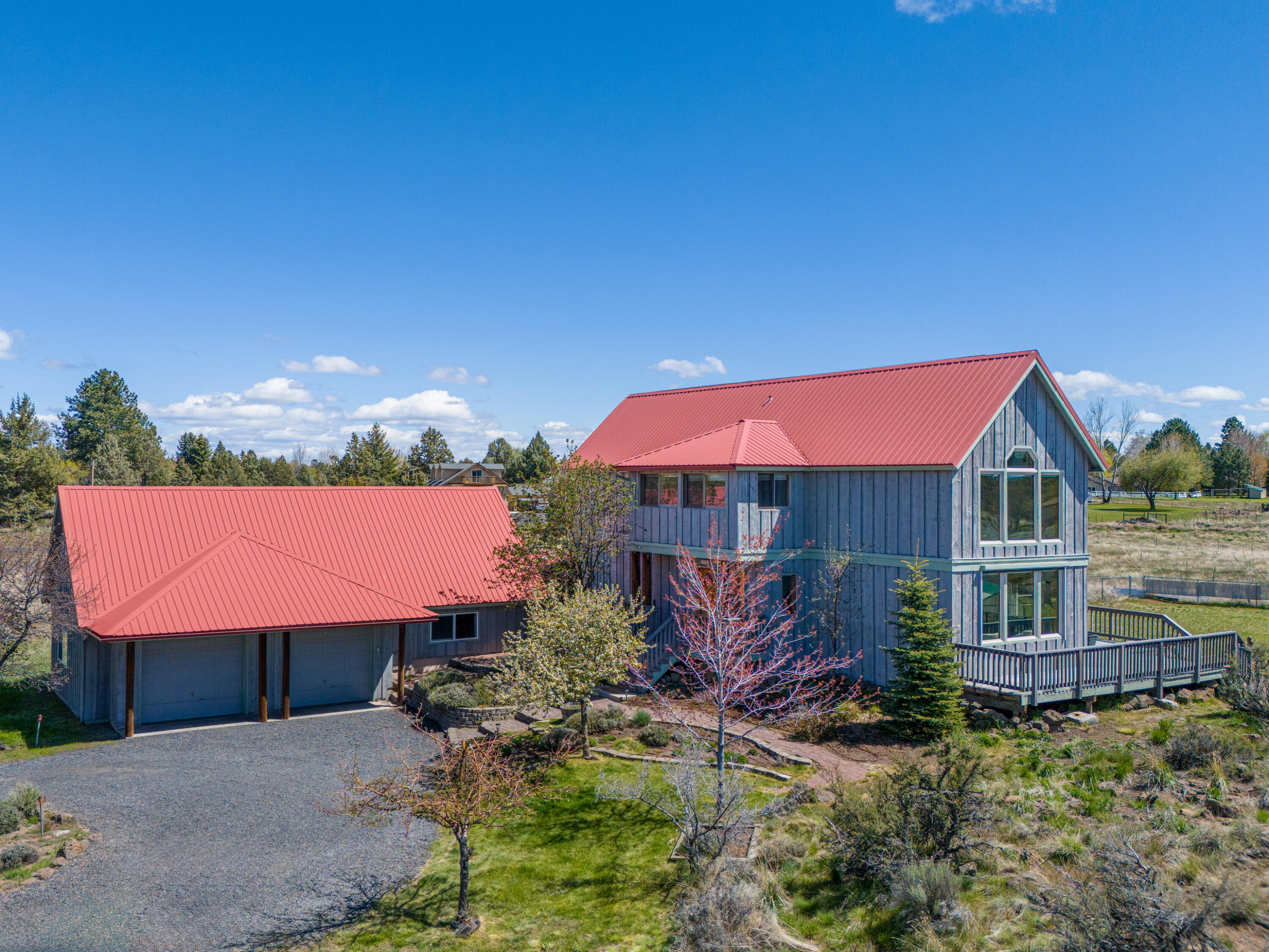 61830 Dobbin Road Bend, OR 97702 - Photo 62 of 77 35 Dobbin Exterior_resize