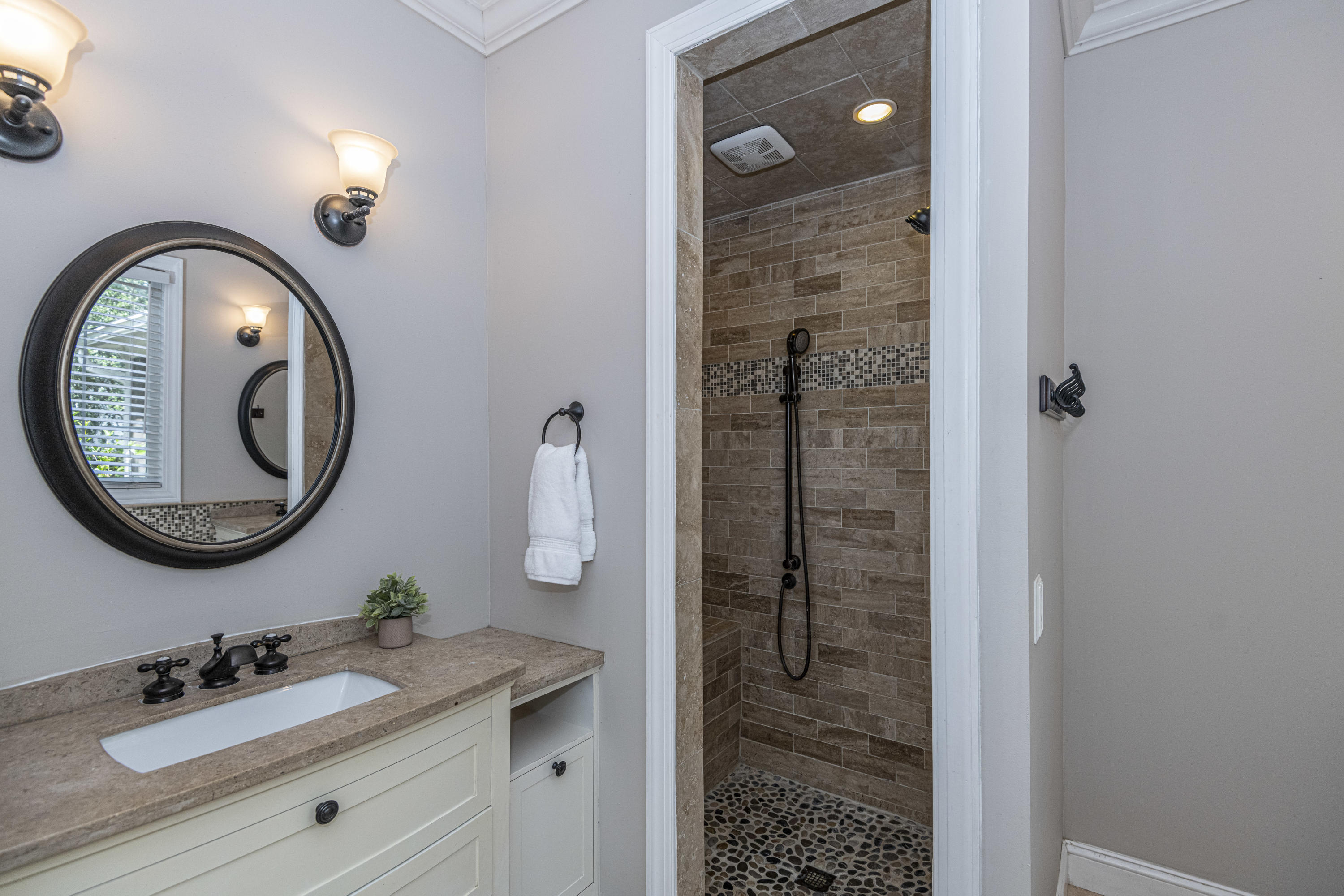 3183 Linksland Road Mount Pleasant, SC 29466 - Photo 24 of 52 DSC_5921