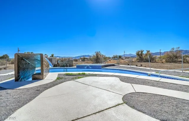 $364,900 | 2101 McMurray Drive, Pahrump, NV 89060