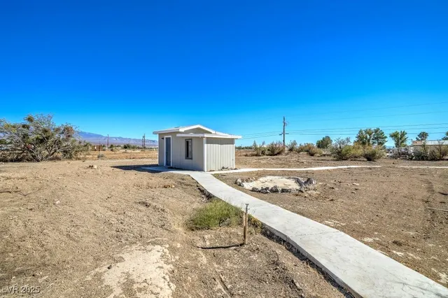 $364,900 | 2101 McMurray Drive, Pahrump, NV 89060