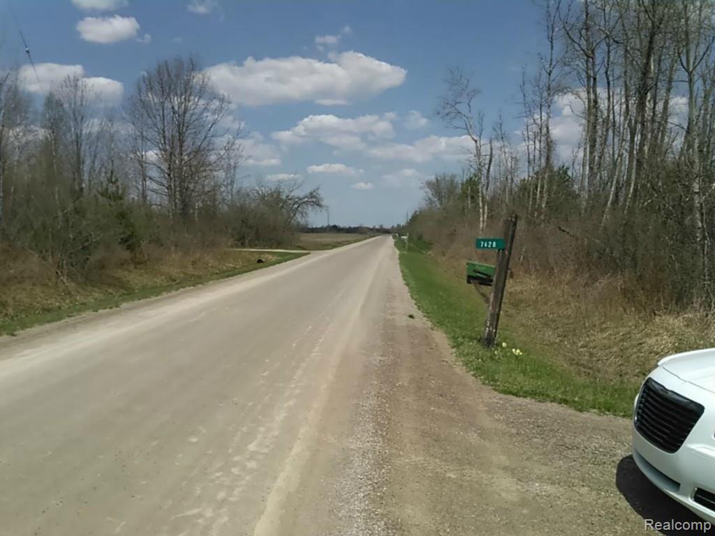 7428 Kilburn Road Jeddo, MI 48032 - Photo 13 of 35