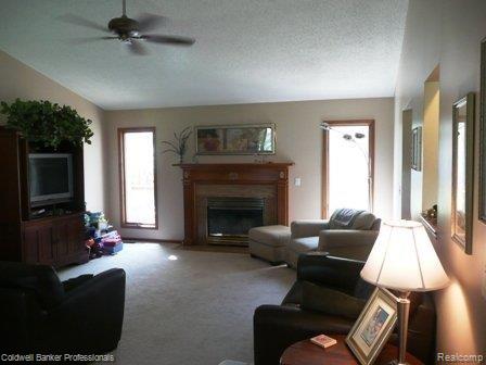 5385 Ridge Trail North Clarkston, MI 48348 - Photo 3 of 17 Great Room