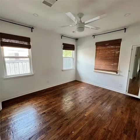 $2,100 | 2441 Falls Drive, Dallas, TX 75211