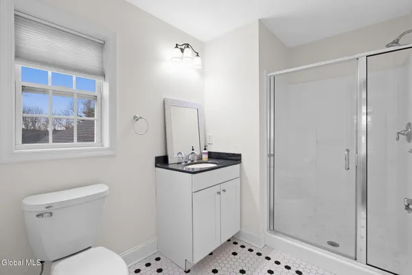 $585,000 | 2 Vista Court, Clifton Park, NY 12065