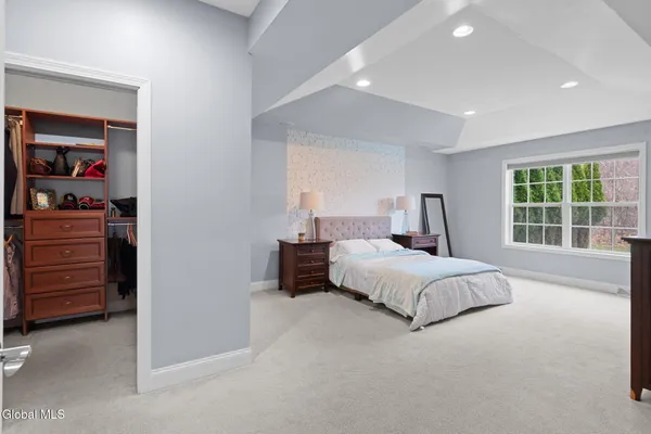 $585,000 | 2 Vista Court, Clifton Park, NY 12065
