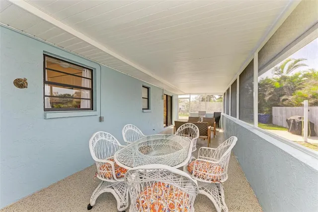 $925,000 | 401 Shore Road, Nokomis, FL 34275