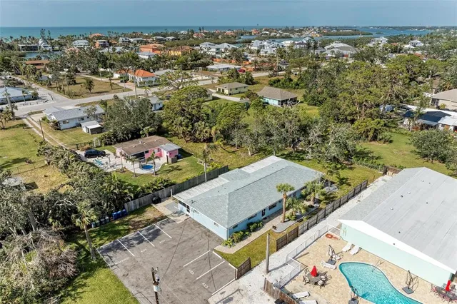 $925,000 | 401 Shore Road, Nokomis, FL 34275