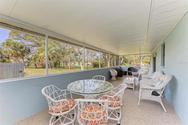 $925,000 | 401 Shore Road, Nokomis, FL 34275