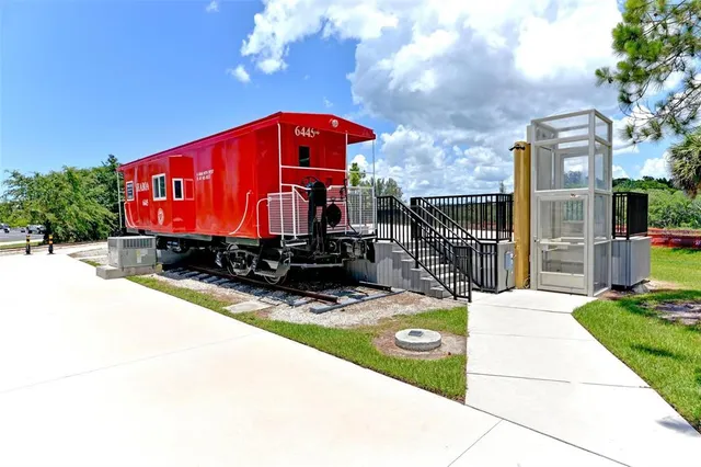 $925,000 | 401 Shore Road, Nokomis, FL 34275