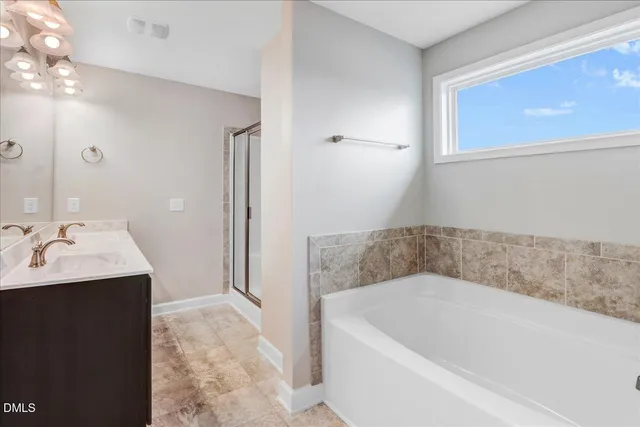 $2,100 | 281 East Webber Lane, Clayton, NC 27527