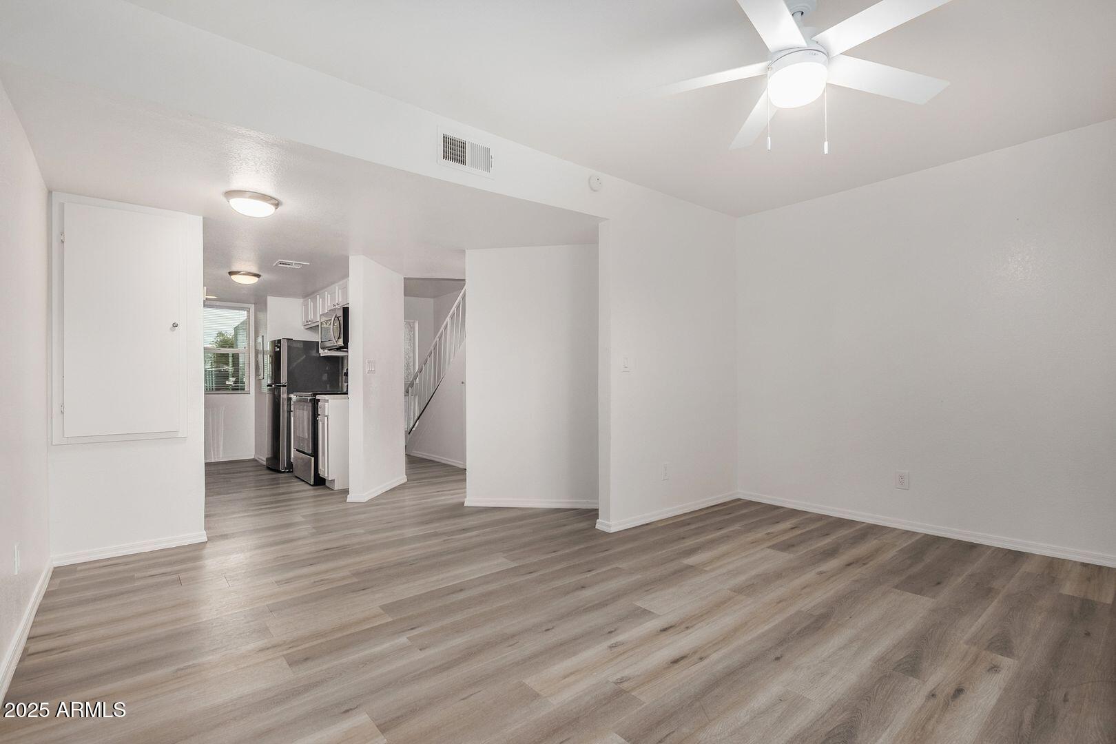 15427 North Jerry Street, Unit A1 Surprise, AZ 85378 - Photo 12 of 26 large-10