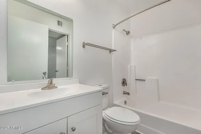 $1,350 | 15427 North Jerry Street, Unit A1, Surprise, AZ 85378