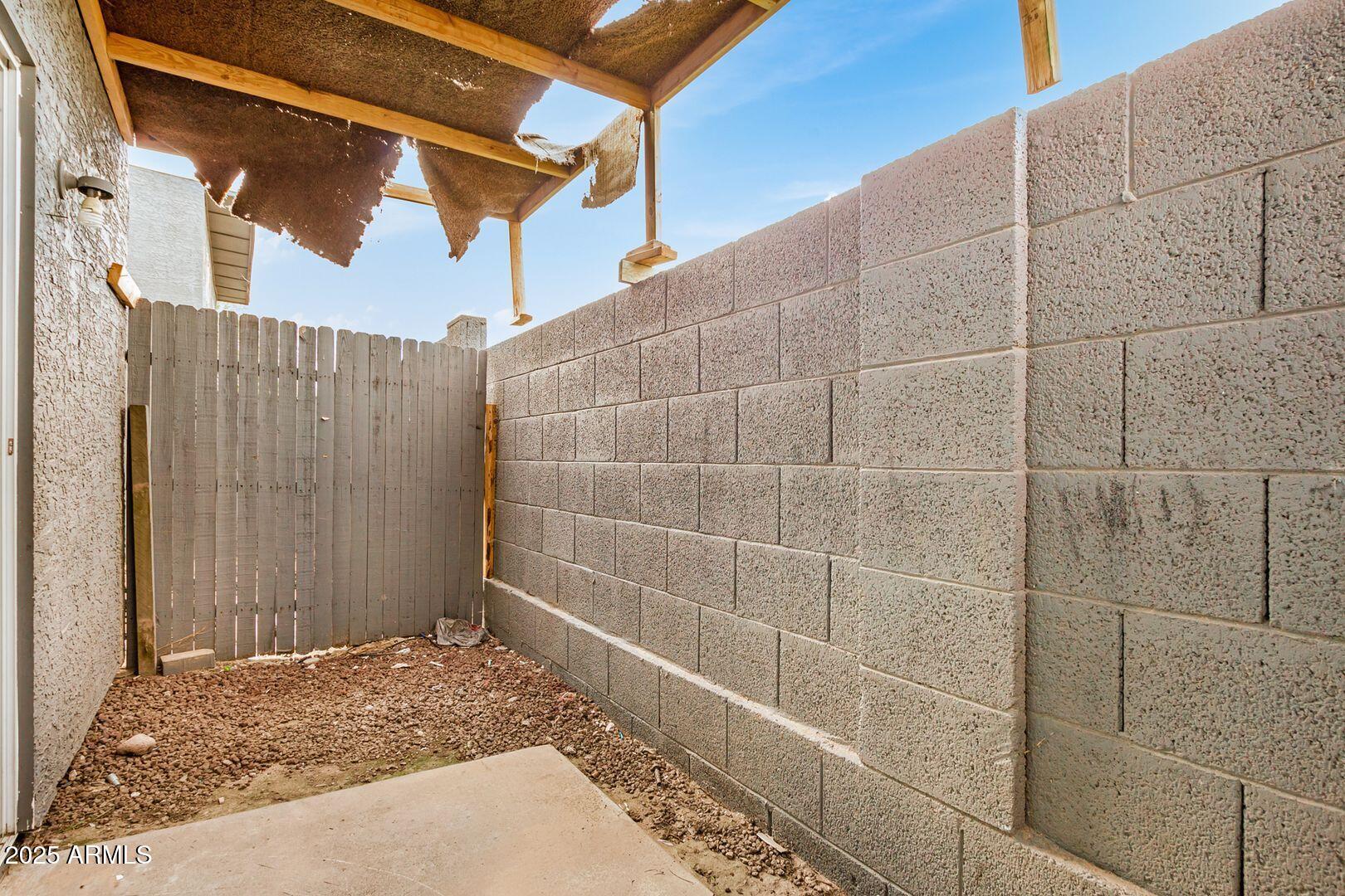 15427 North Jerry Street, Unit A1 Surprise, AZ 85378 - Photo 24 of 26 large-22