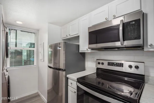 $1,350 | 15427 North Jerry Street, Unit A1, Surprise, AZ 85378