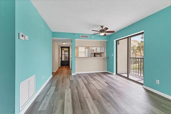 $340,000 | 1701 Beach Road, Unit 208, Englewood, FL 34223