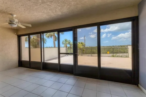 $340,000 | 1701 Beach Road, Unit 208, Englewood, FL 34223