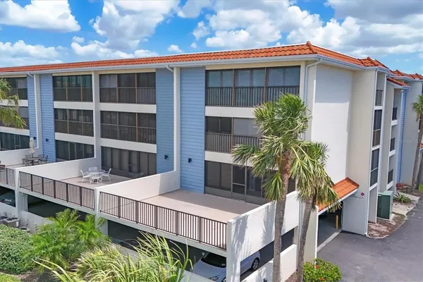 $340,000 | 1701 Beach Road, Unit 208, Englewood, FL 34223