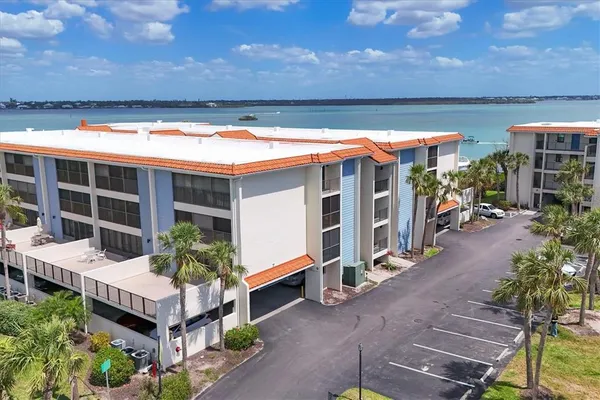 $340,000 | 1701 Beach Road, Unit 208, Englewood, FL 34223