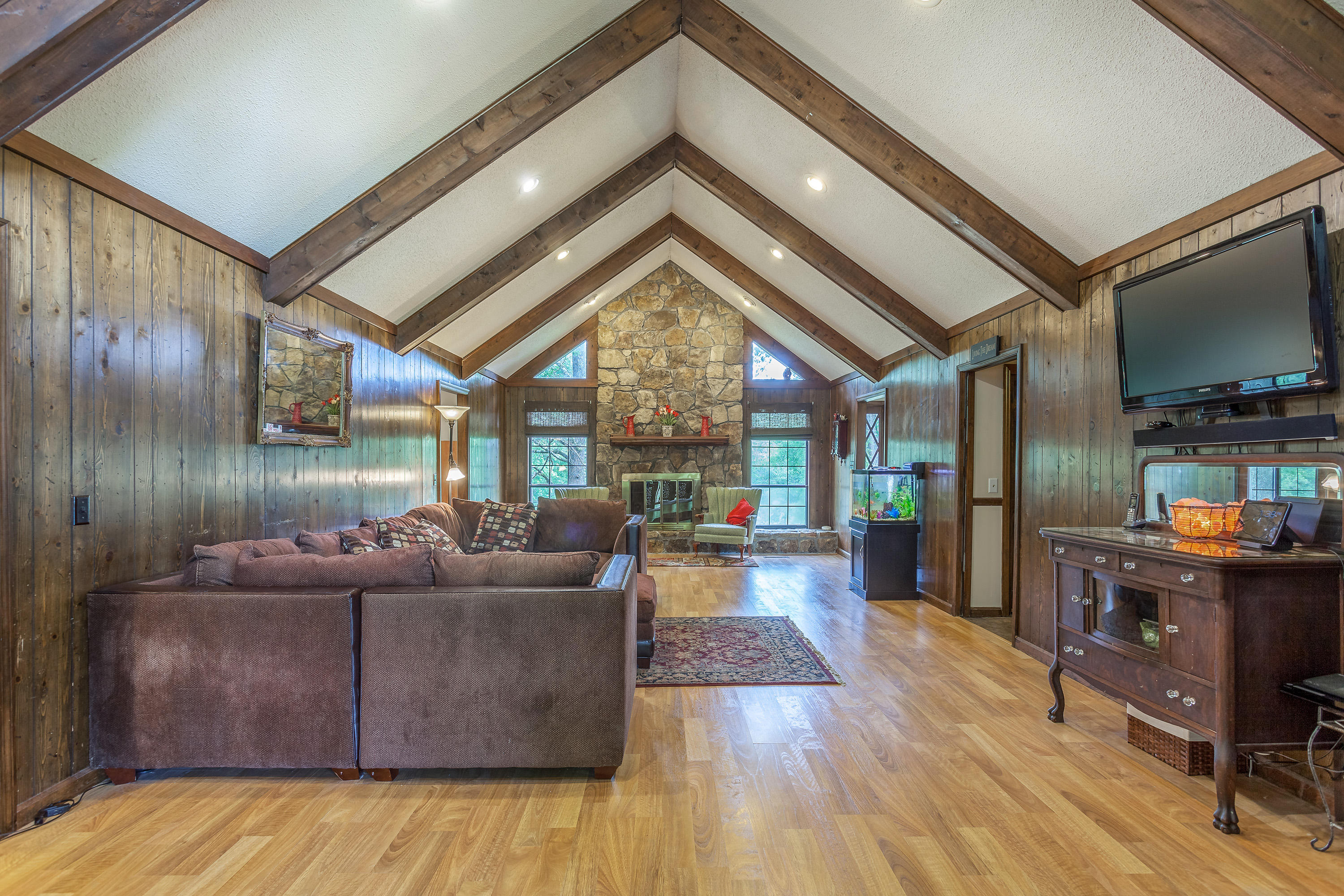 489 Indian Mound Road Ringgold, GA 30736 - Photo 3 of 15 Living Room 1