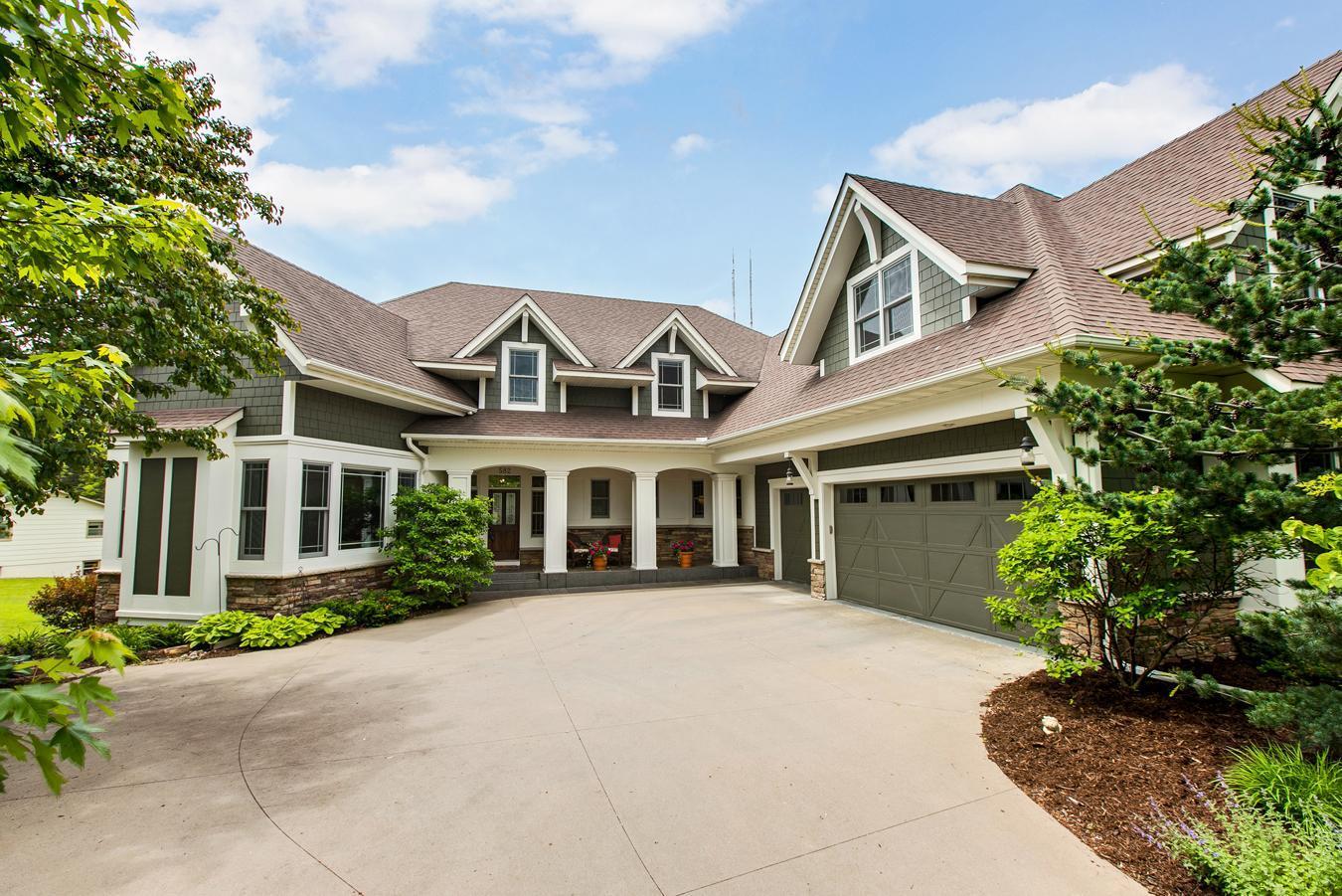 582 Lake Ridge Drive Shoreview, MN 55126 - Photo 1 of 1 Gallery Image 1