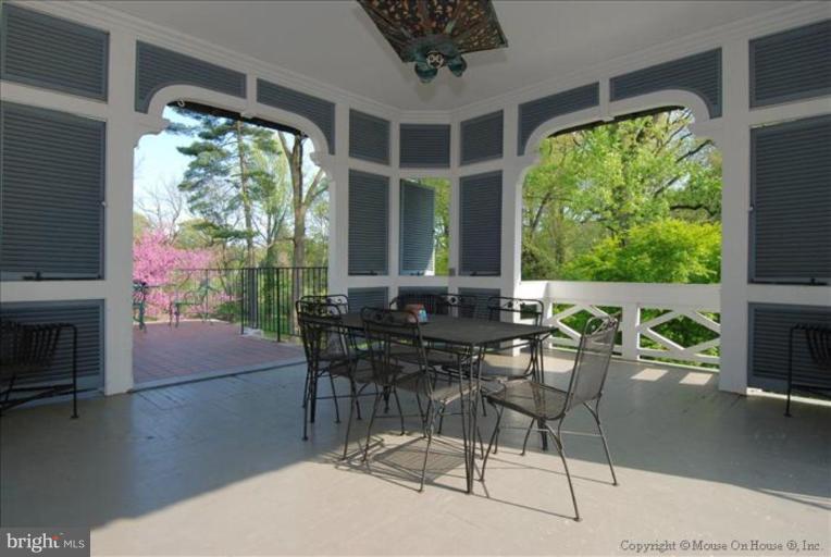 7 Devon Hill Road, Unit A6 Baltimore, MD 21210 - Photo 11 of 23 Community Amenities 2