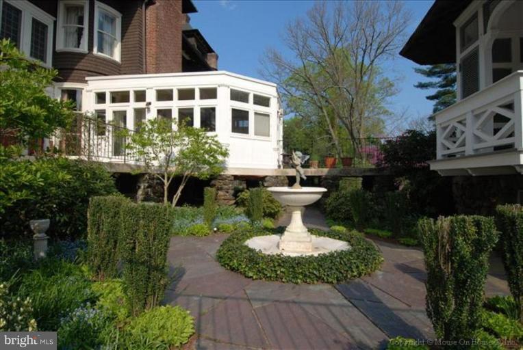 7 Devon Hill Road, Unit A6 Baltimore, MD 21210 - Photo 12 of 23 Community Amenities 3