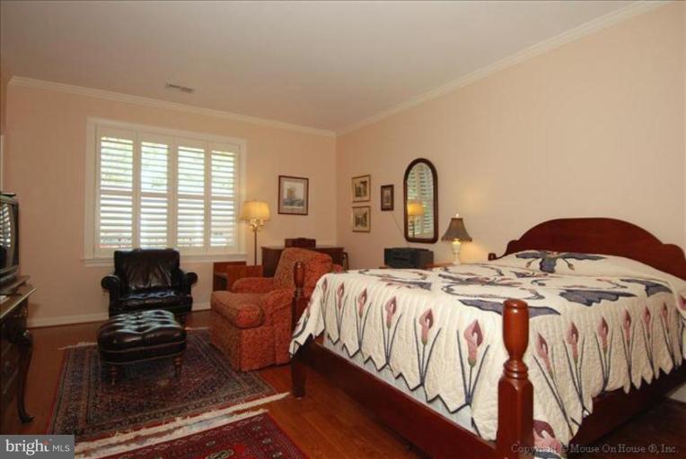 7 Devon Hill Road, Unit A6 Baltimore, MD 21210 - Photo 16 of 23 Bedroom #2